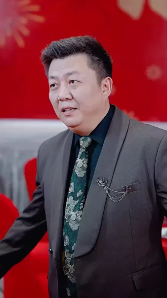 พ่อผมเป็นใครกันแน่