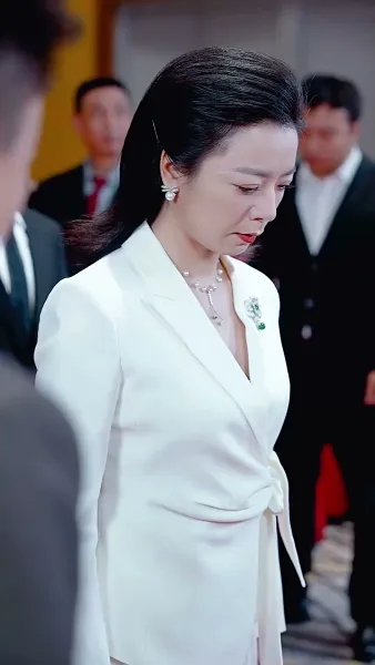 พ่อผมเป็นใครกันแน่