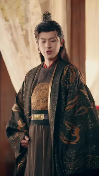 หัวหน้าค่ายภูเขาได้ผัวท่านอ๋อง