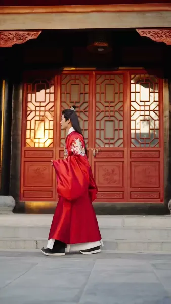 เคยถูกทิ้ง แต่วันนี้ครองบัลลังก์(พากย์เสียง)