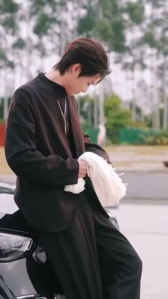 ด้านมืดของสาวดี