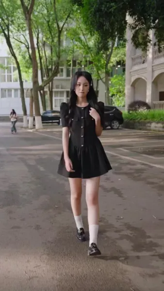 สองชีวิตในวิทยาลัยยอดฝีมือ