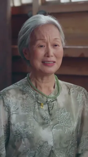 （พากย์ไทย）พันธนาการรักแห่งแสงจันทร์