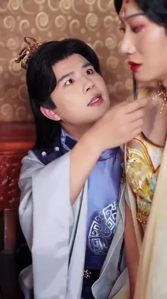 เบบี้ปลาคาร์ฟแห่งเกียวโตใต้จันทร์