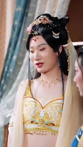 เบบี้ปลาคาร์ฟแห่งเกียวโตใต้จันทร์