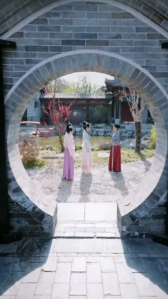 เบบี้ปลาคาร์ฟแห่งเกียวโตใต้จันทร์