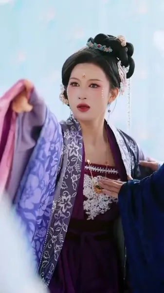 เบบี้ปลาคาร์ฟแห่งเกียวโตใต้จันทร์