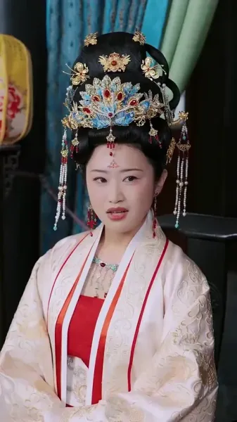 เบบี้ปลาคาร์ฟแห่งเกียวโตใต้จันทร์