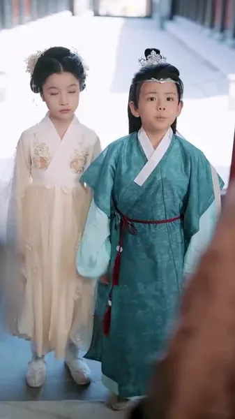 เบบี้ปลาคาร์ฟแห่งเกียวโตใต้จันทร์