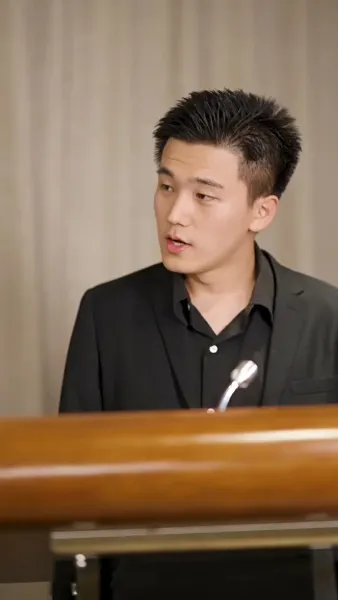 ดอกไม้สีเลือด