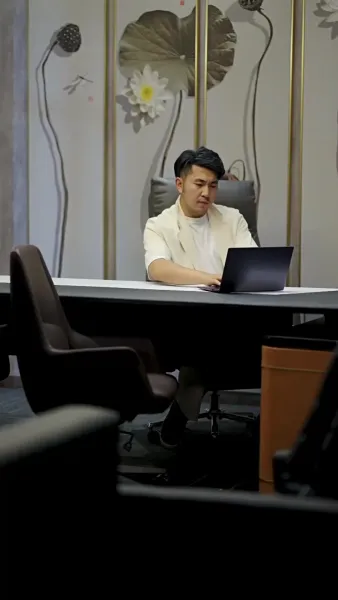 ดอกไม้สีเลือด