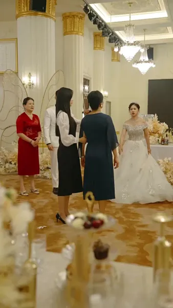 ดอกไม้สีเลือด