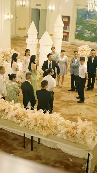 ดอกไม้สีเลือด