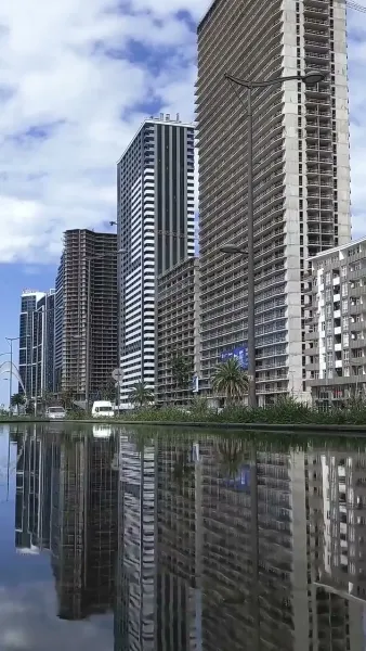 มะลิแรกแย้ม ในฤดูที่รอคอย