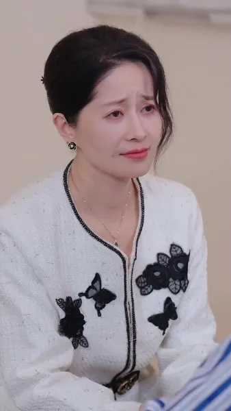 มะลิแรกแย้ม ในฤดูที่รอคอย