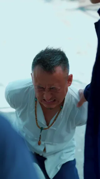 หลุมศพ พังพอนสีเหลือง