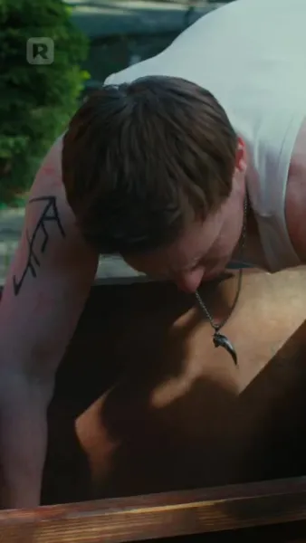 สองรักตามล่า: แวมไพร์และนักล่า