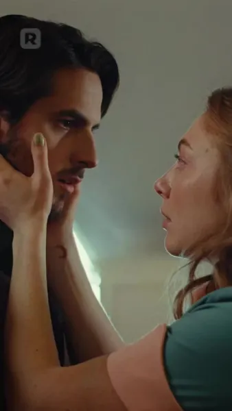 สองรักตามล่า: แวมไพร์และนักล่า