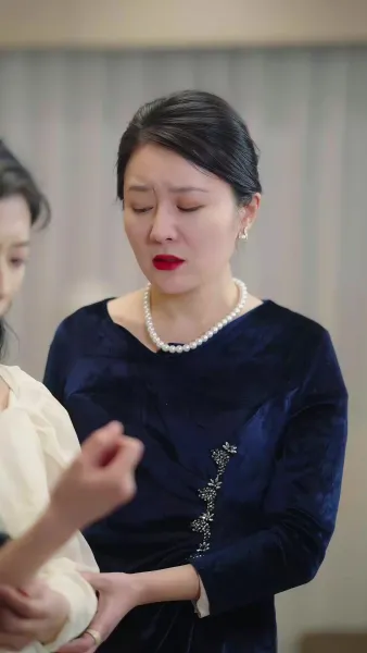 รักลับหลังทะเบียนสมรส