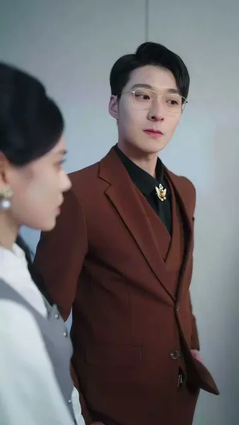 รักลับหลังทะเบียนสมรส