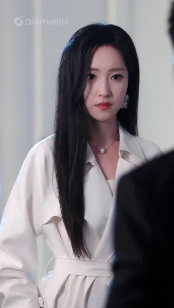 การกลับมาของทนายควีน