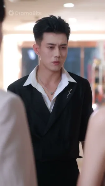 การกลับมาของทนายควีน