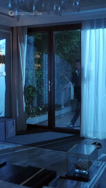 การกลับมาของทนายควีน