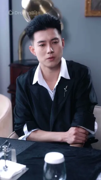 การกลับมาของทนายควีน