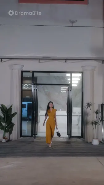 การกลับมาของทนายควีน