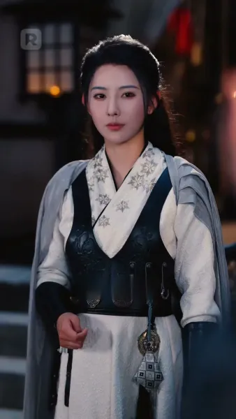 (พากย์) จันทราอาบโลหิต