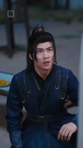 (พากย์) จันทราอาบโลหิต