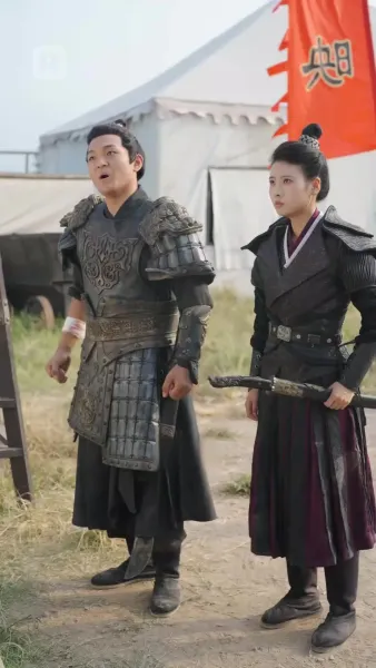 (พากย์) จันทราอาบโลหิต