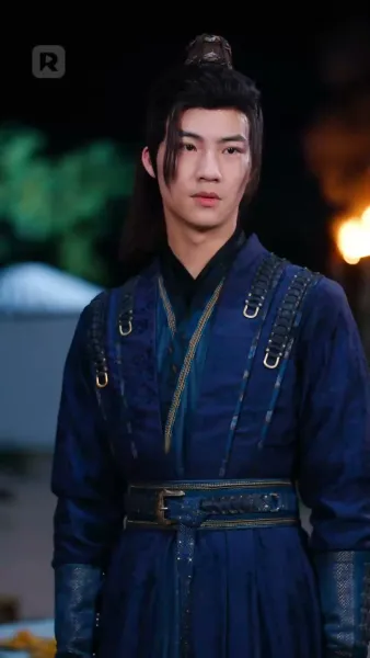 (พากย์) จันทราอาบโลหิต