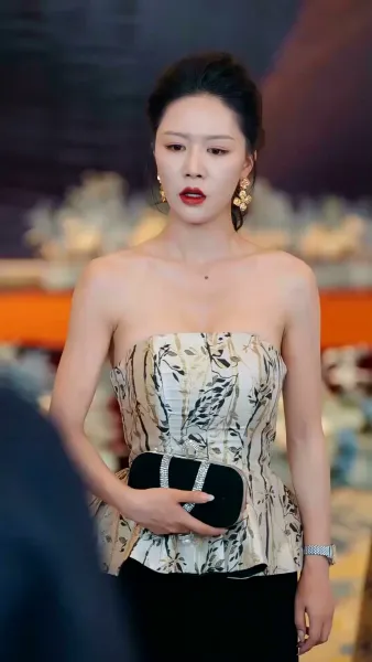 คำสัญญาในคืนไร้ดาว