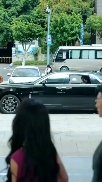 คำสัญญาในคืนไร้ดาว