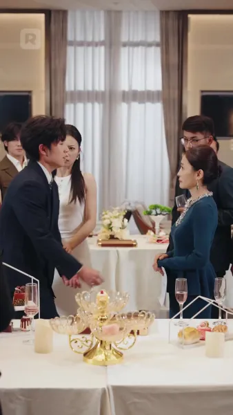 ศาลแม่: คำพิพากษาในงานเลี้ยง