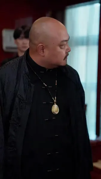 (พากย์เสียง) ความลับบนโต๊ะพนัน