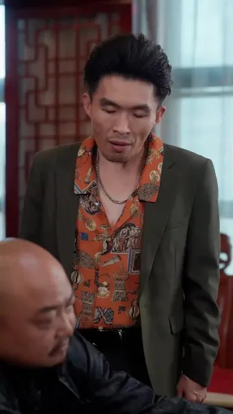 (พากย์เสียง) ความลับบนโต๊ะพนัน