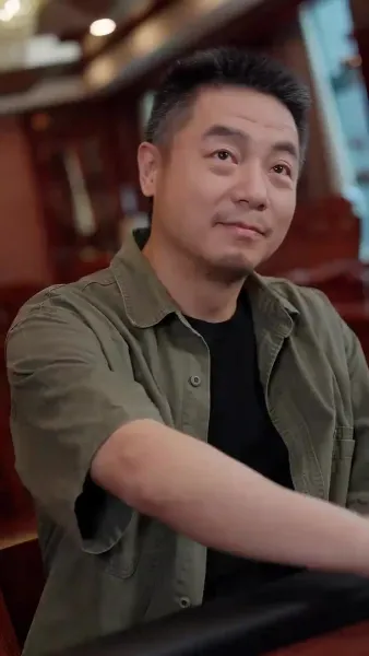 (พากย์เสียง) ความลับบนโต๊ะพนัน