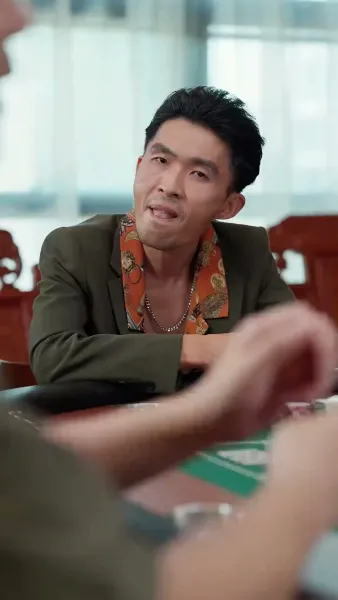 (พากย์เสียง) ความลับบนโต๊ะพนัน