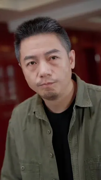 (พากย์เสียง) ความลับบนโต๊ะพนัน