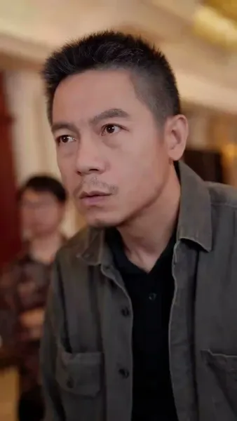 (พากย์เสียง) ความลับบนโต๊ะพนัน