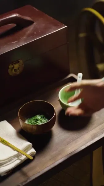 พระสวามีจำเป็น