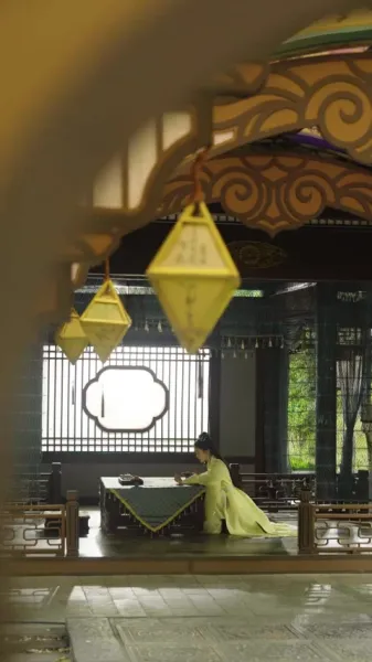 พระสวามีจำเป็น