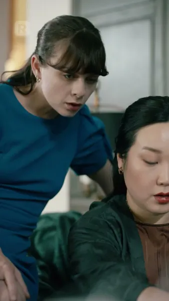 สิ่งล่อใจร้ายแรง: ระหว่างสองอัลฟ่า