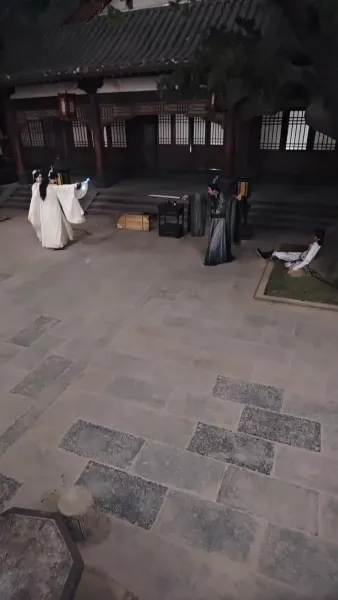 ราชินีผู้ท้าทายสวรรค์