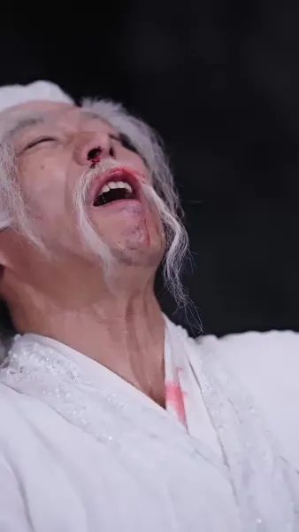 ราชินีผู้ท้าทายสวรรค์