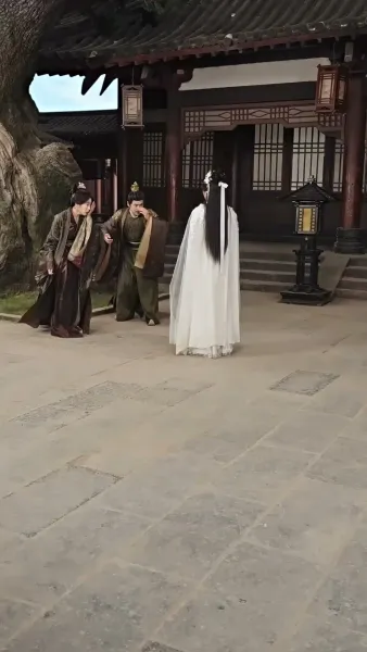 ราชินีผู้ท้าทายสวรรค์