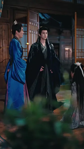 ความลับใต้ชุดบุรุษสู่ความวุ่นวายในจวนอ๋อง