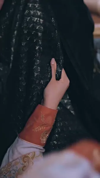 ความลับใต้ชุดบุรุษสู่ความวุ่นวายในจวนอ๋อง